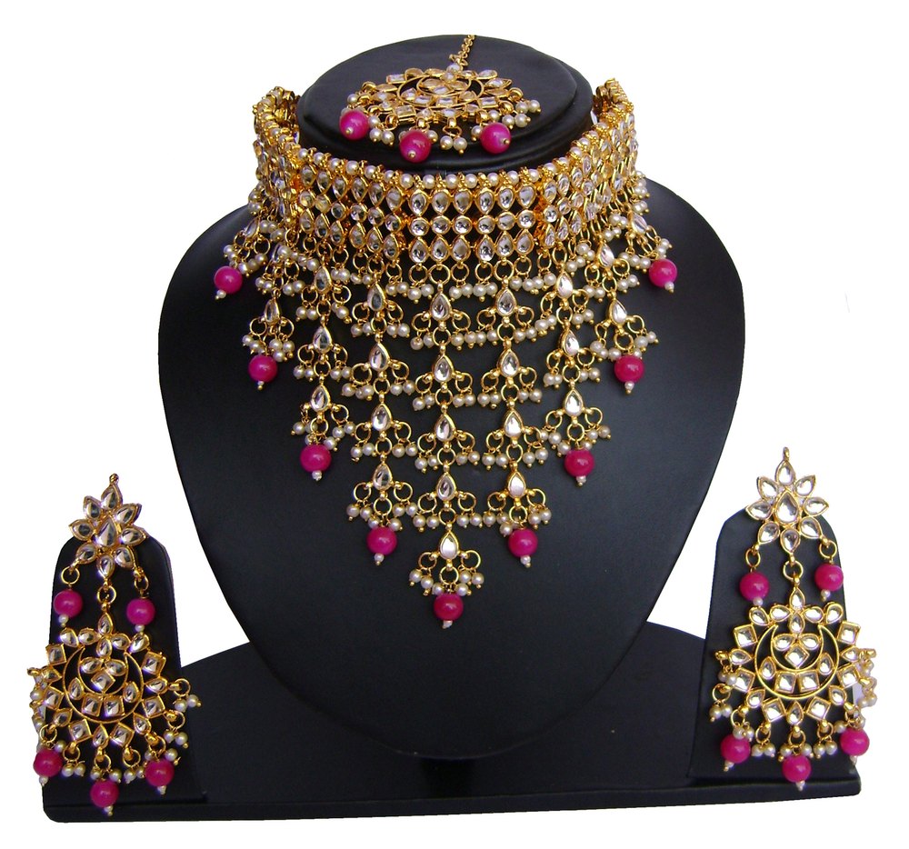 Kundan Bridal Jewelry in Pakistan